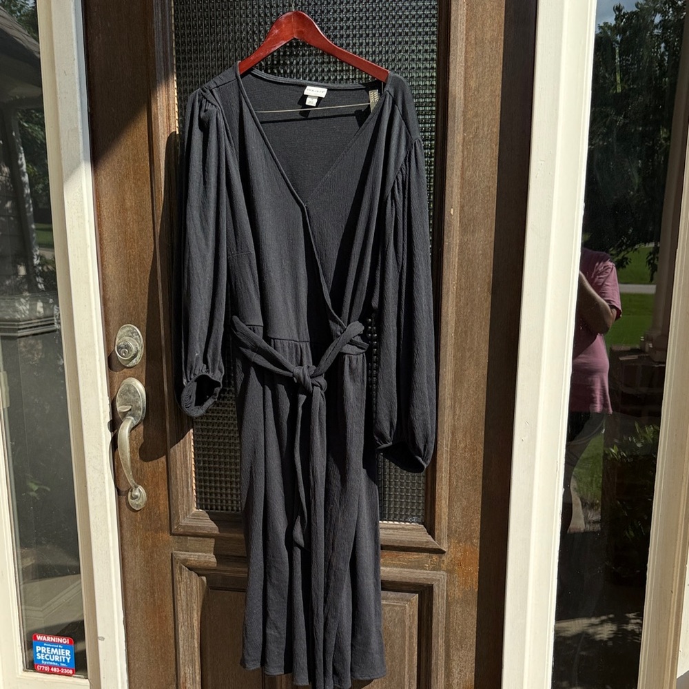 Ava & Viv Black Textured Dress